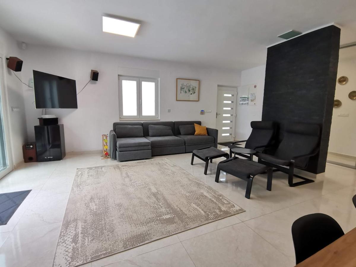 Villa Oliva Umag Extérieur photo